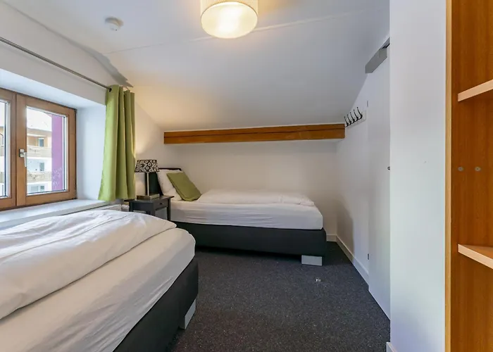 Chalet Neva S *