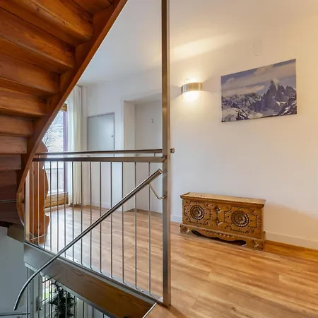Chalet Neva S *